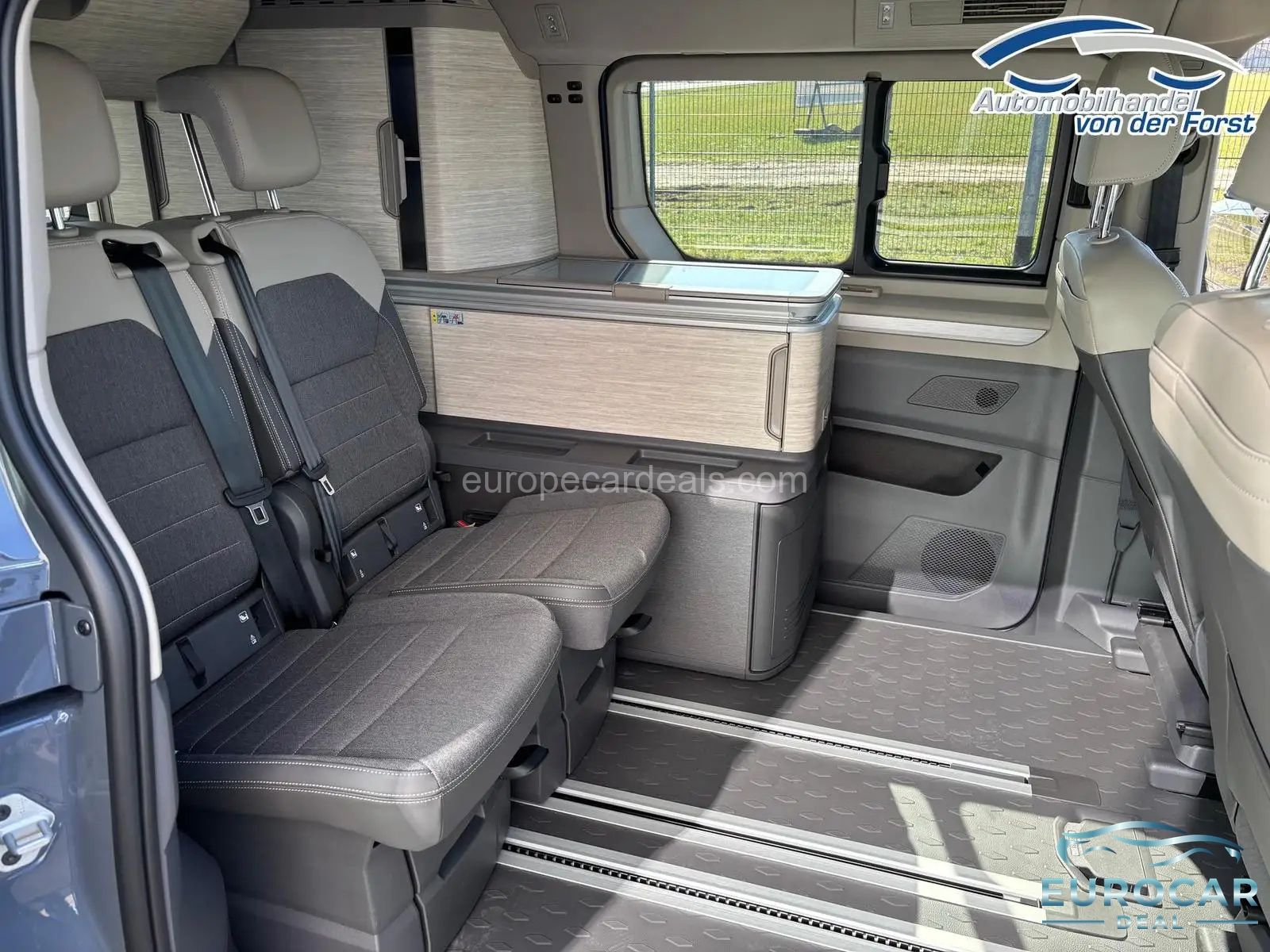Volkswagen T7 California