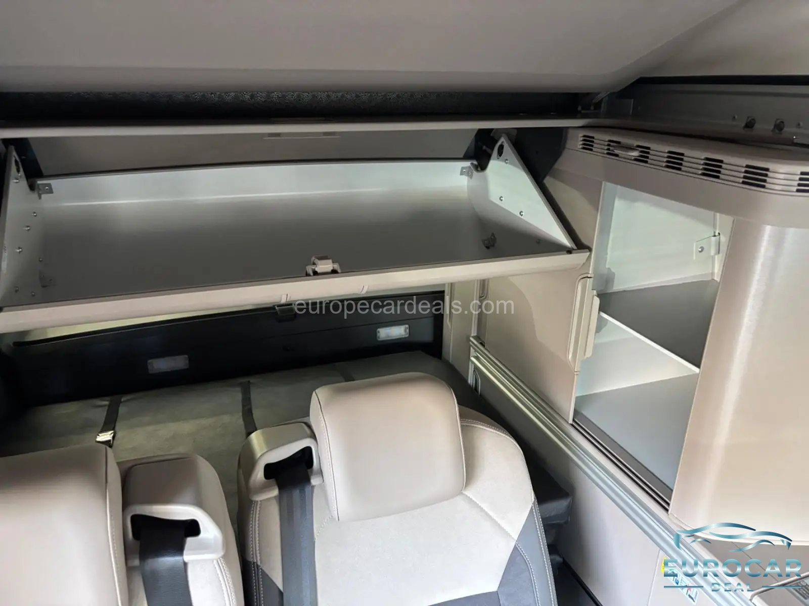 Volkswagen T7 California