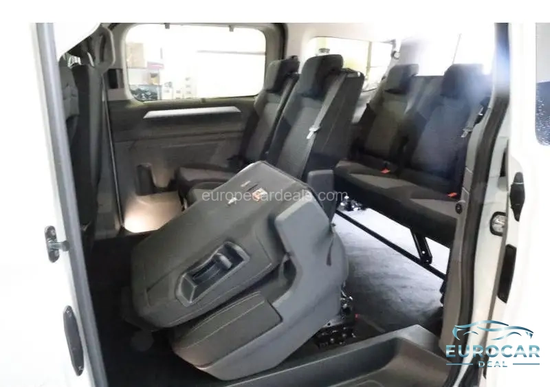 Volkswagen T7 Caravelle