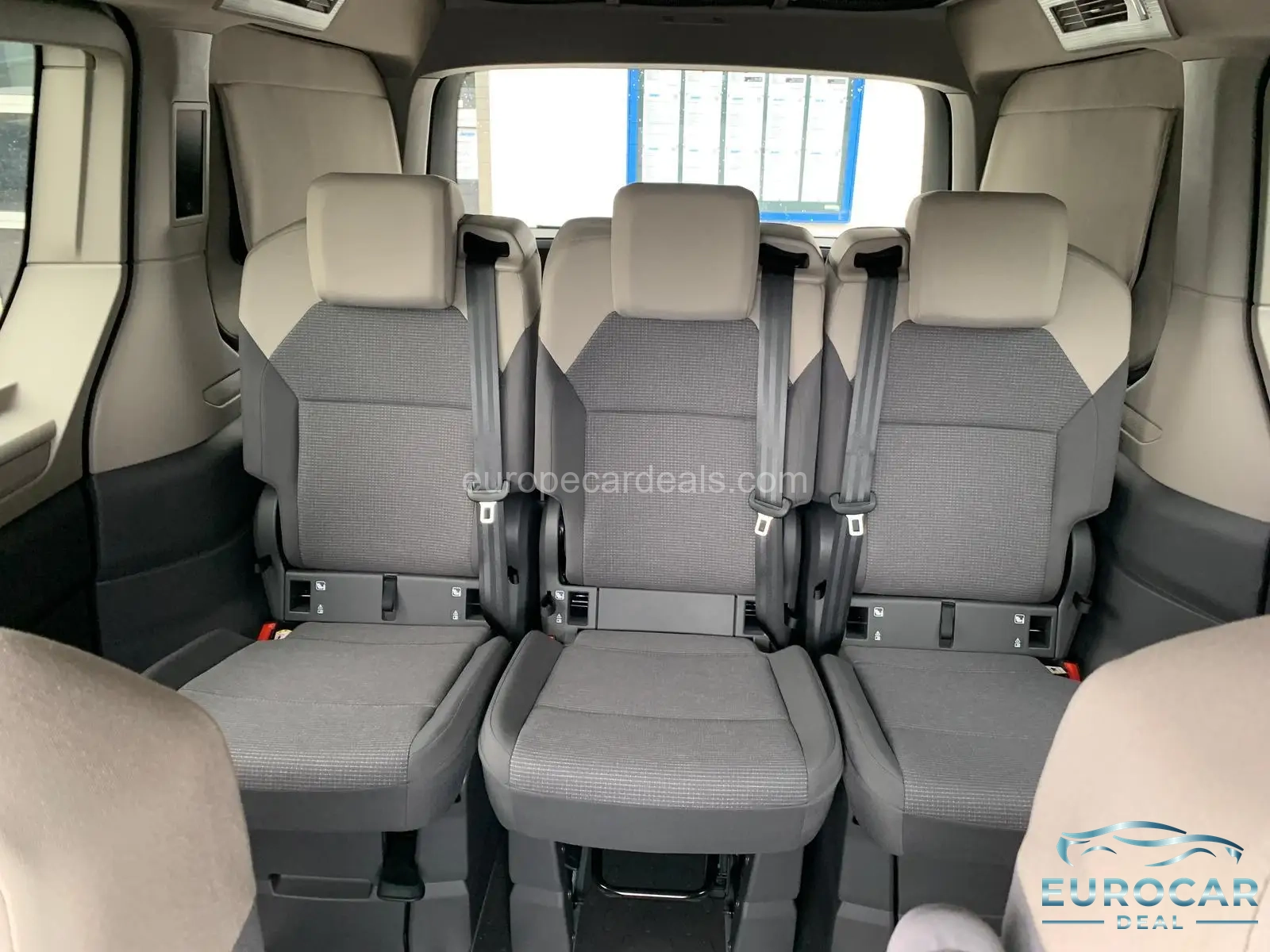 Volkswagen T7 California