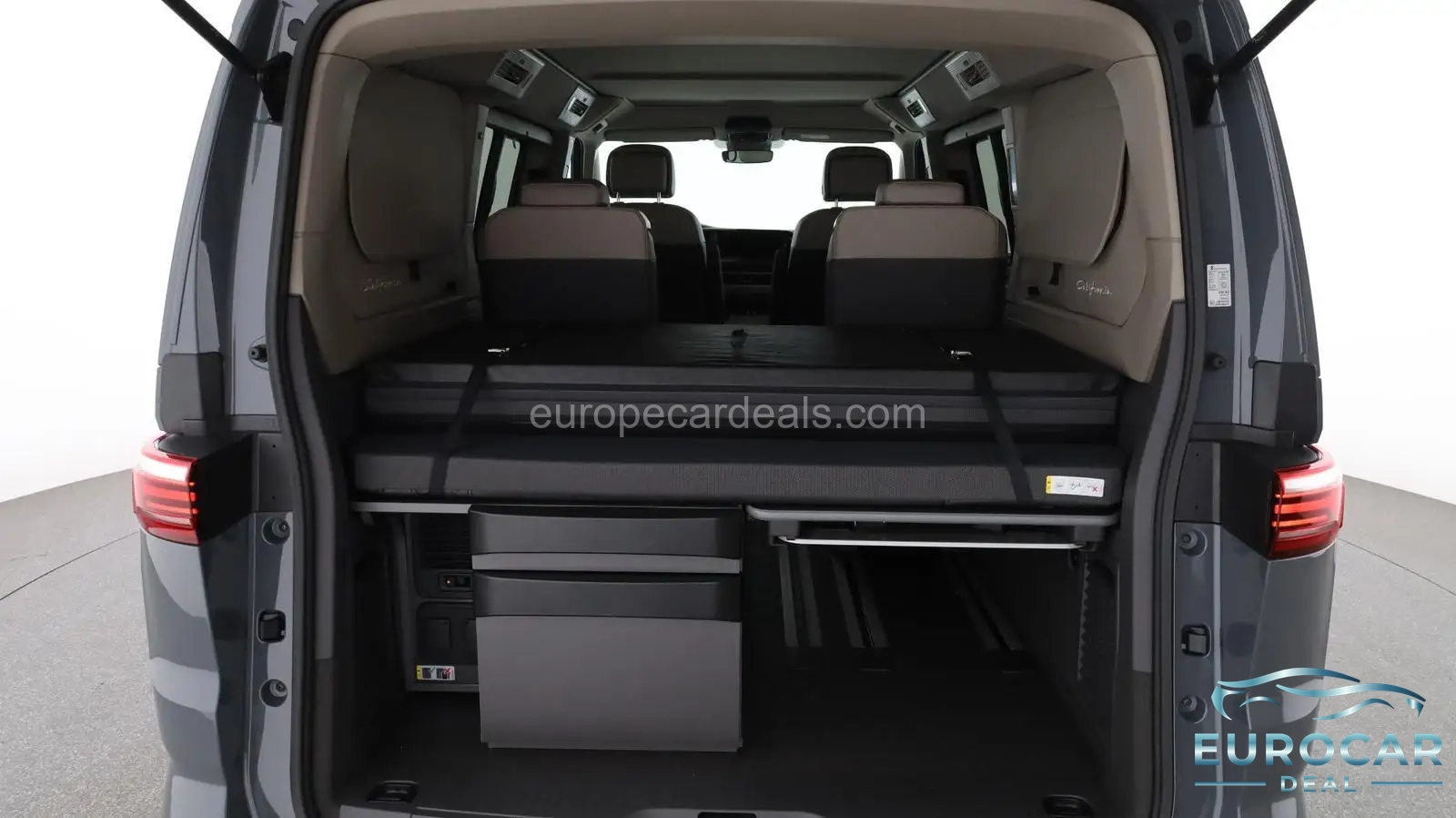 Volkswagen T7 California