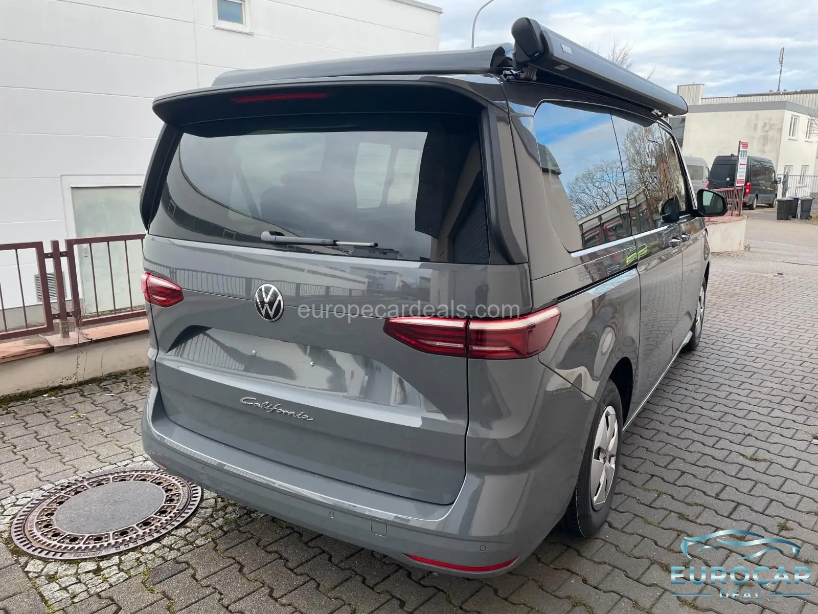 Volkswagen T7 California