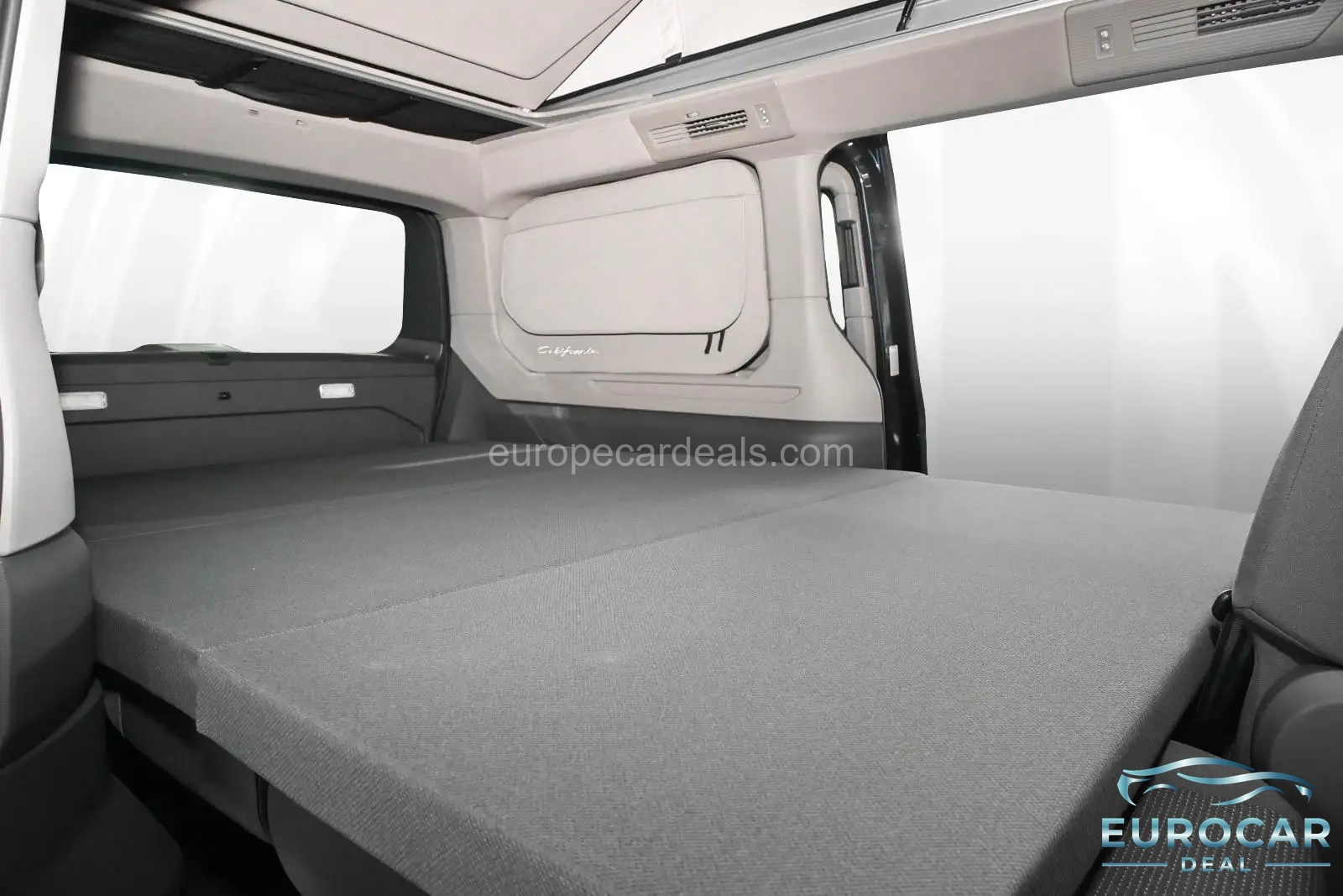 Volkswagen T7 California