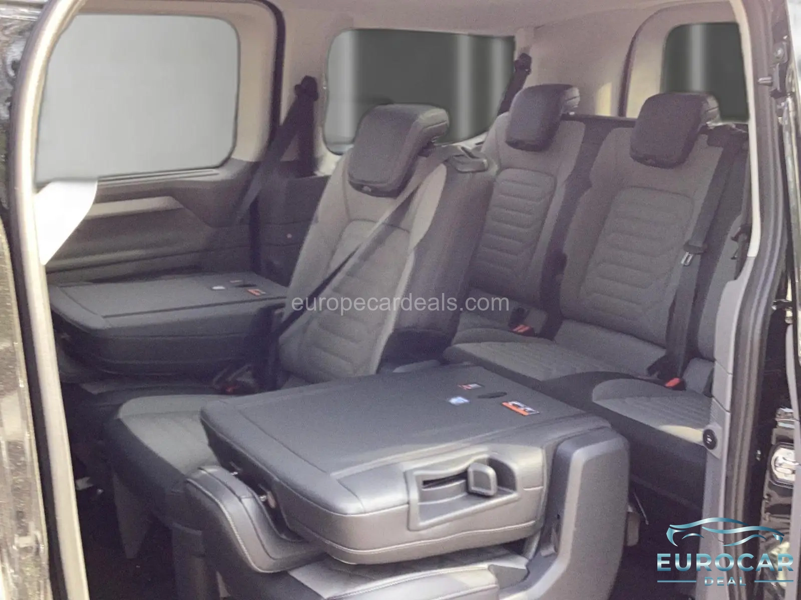 Volkswagen T7 Caravelle