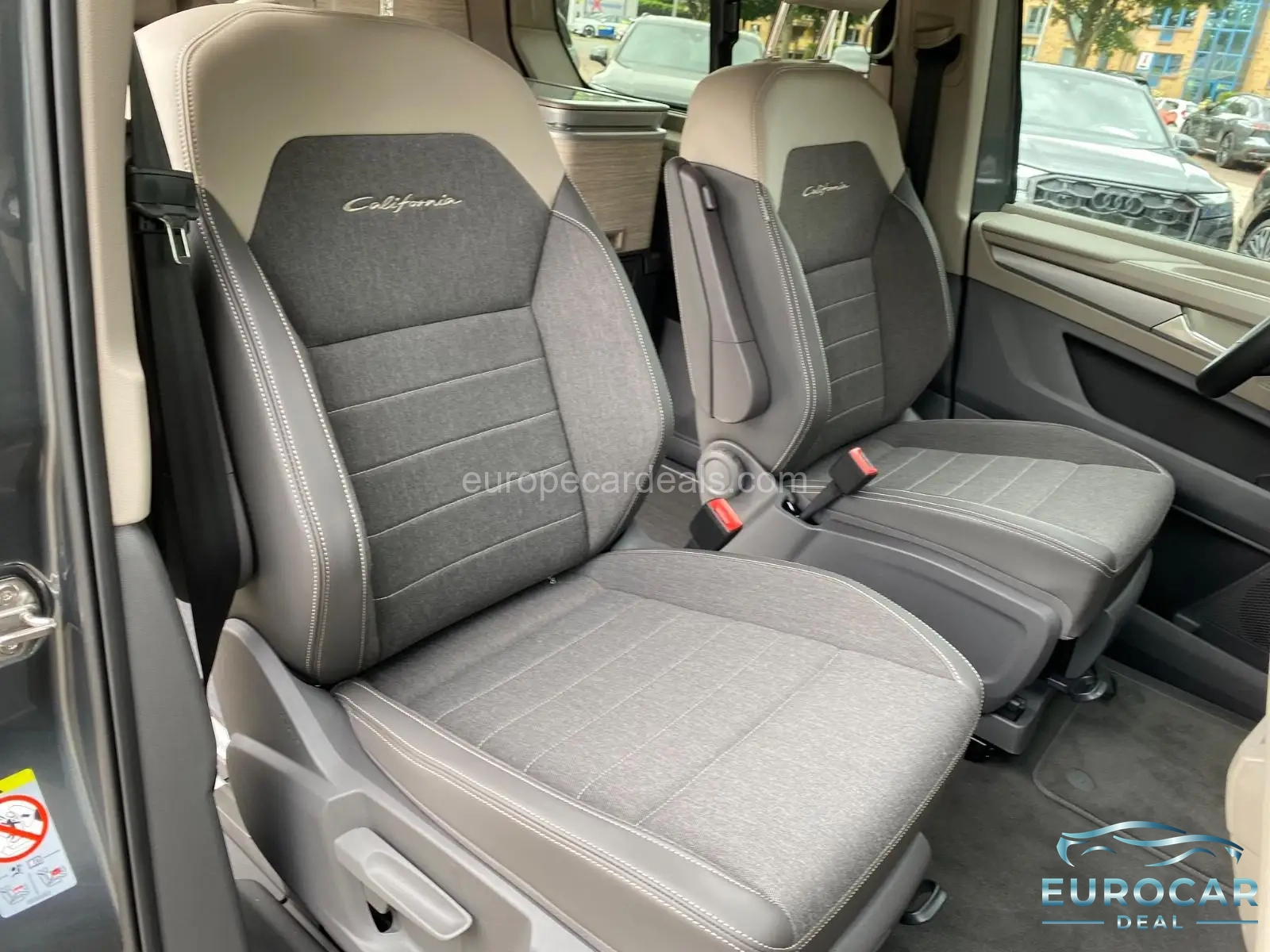 Volkswagen T7 California
