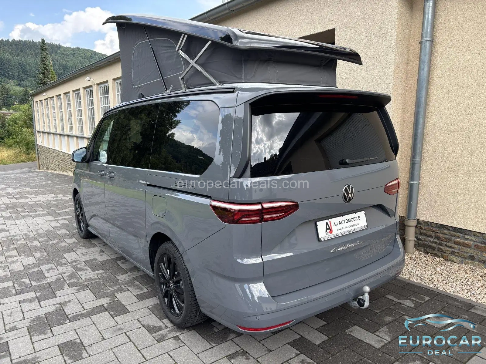 Volkswagen T7 California