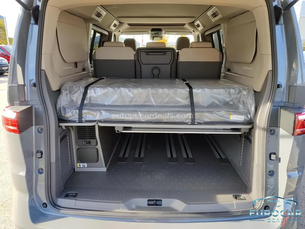 Volkswagen T7 California
