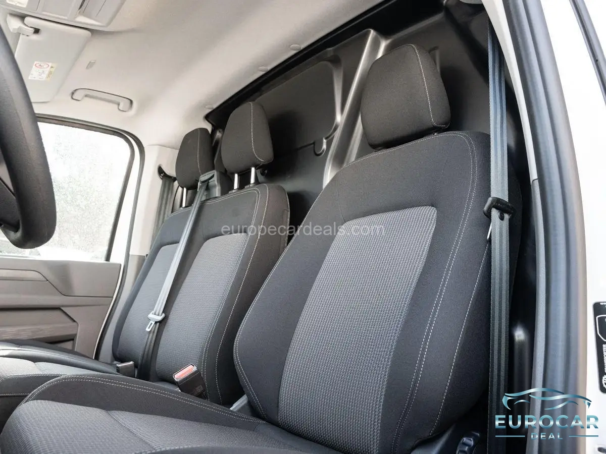 Volkswagen T7 Transporter