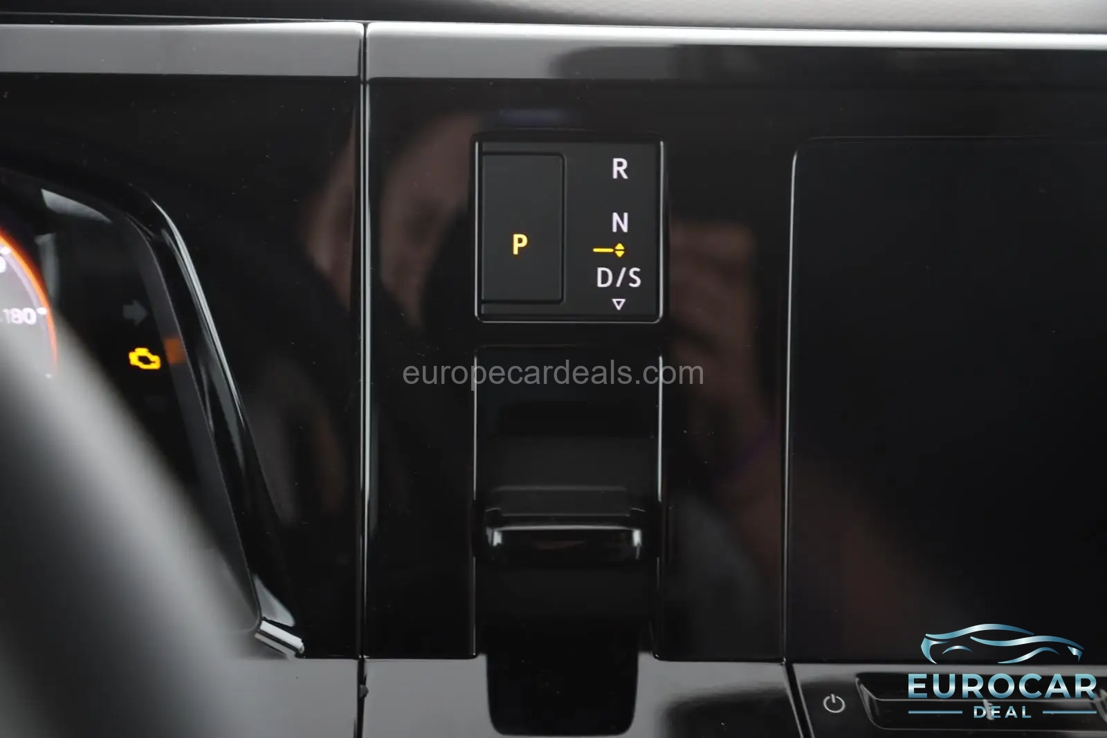 Volkswagen T7 California