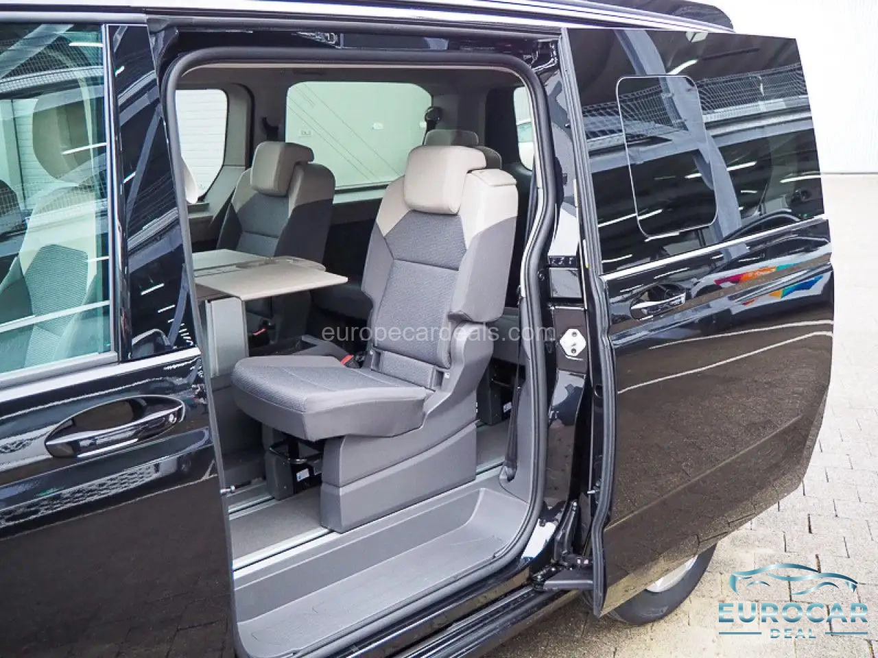 Volkswagen T7 California