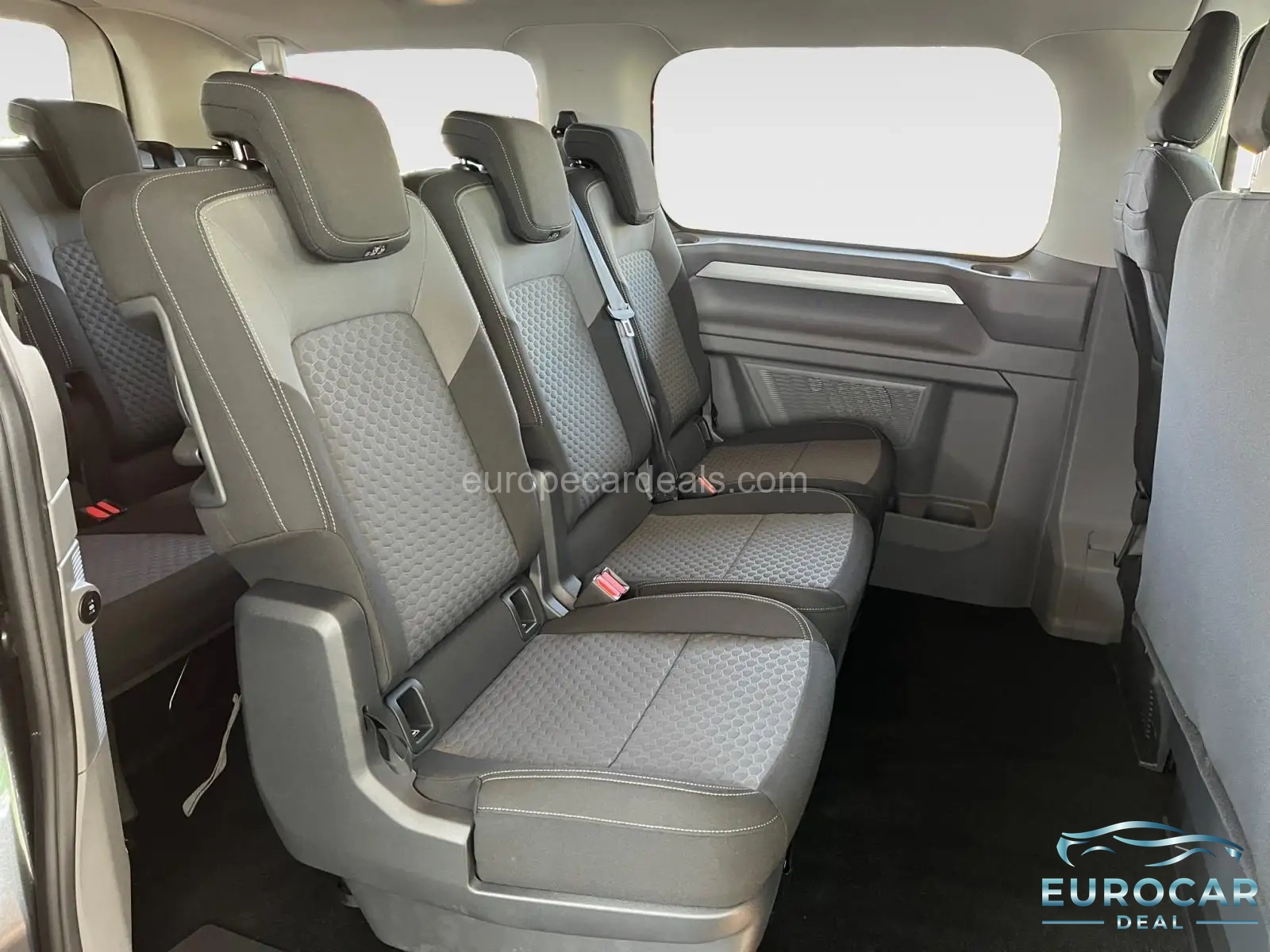 Volkswagen T7 Caravelle