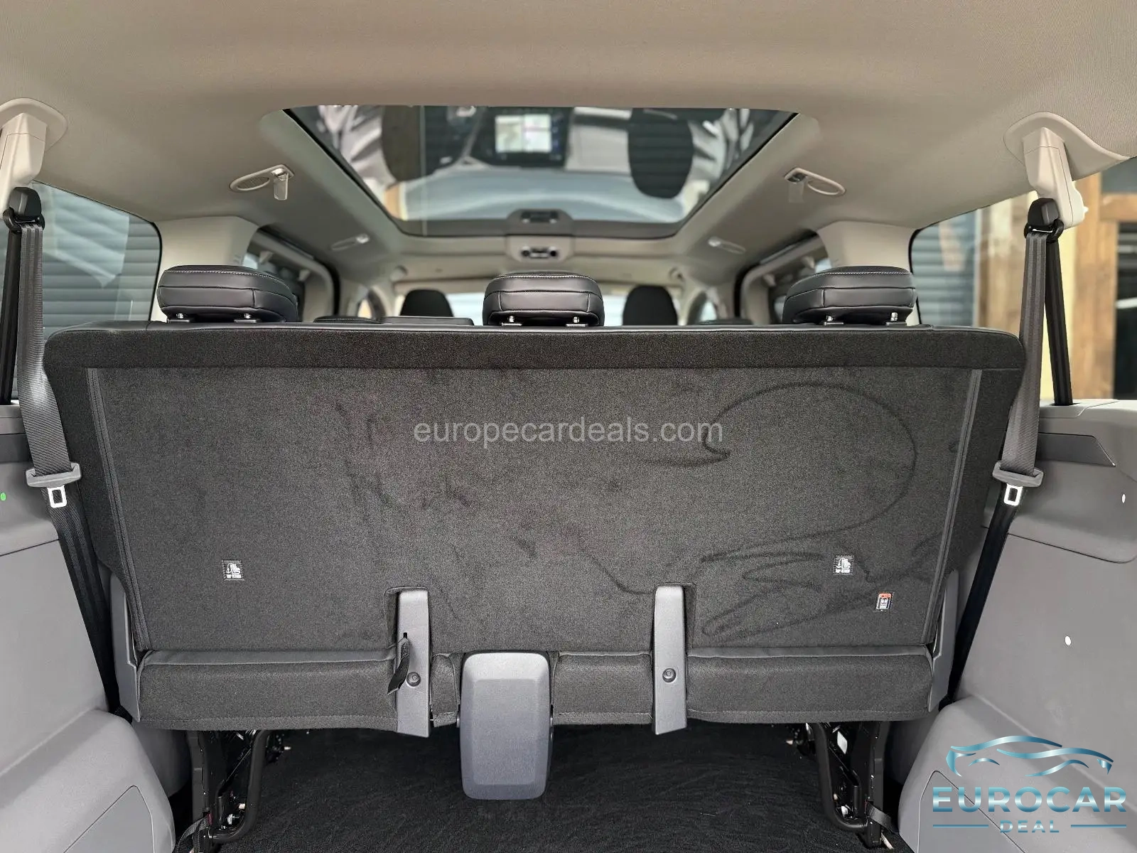 Volkswagen T7 Caravelle