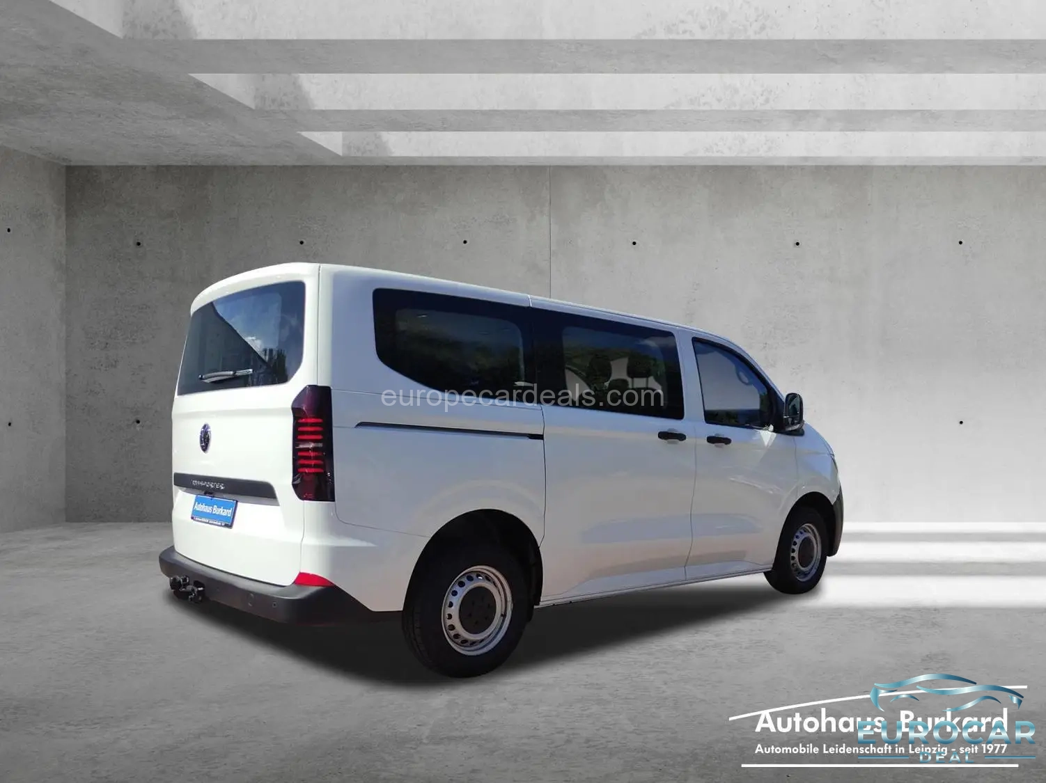 Volkswagen T7 Kombi