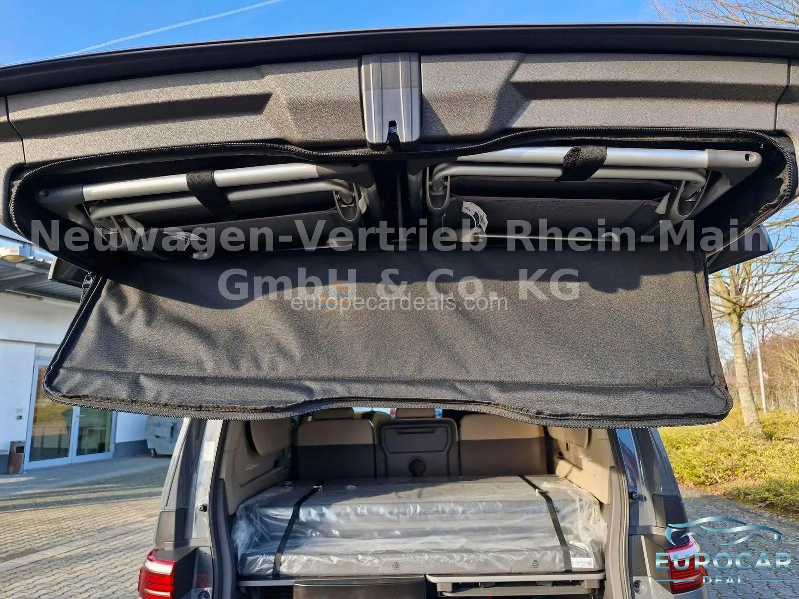 Volkswagen T7 California