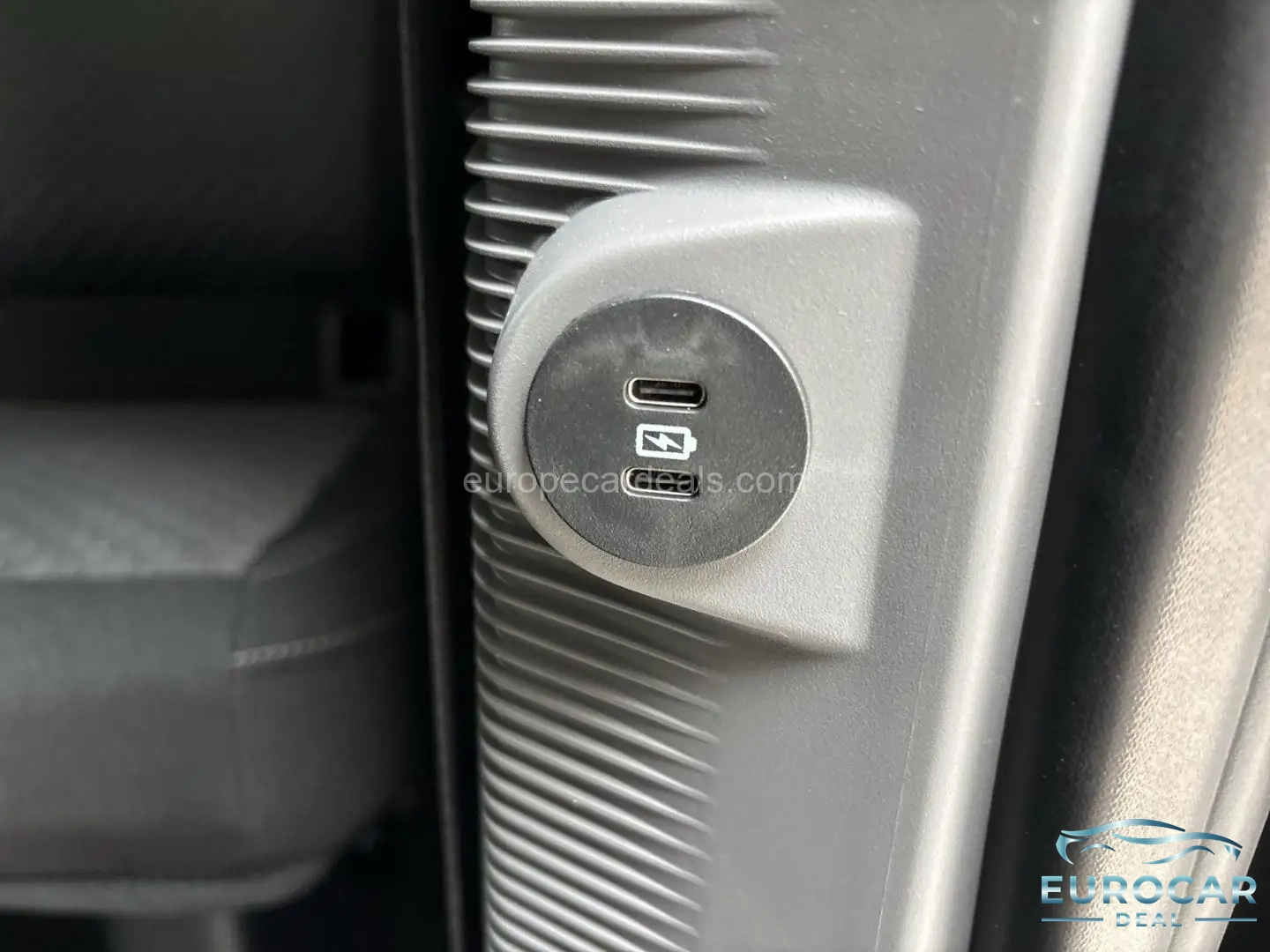 Volkswagen T7 Caravelle