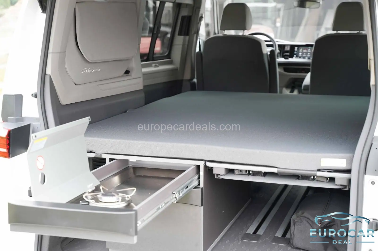 Volkswagen T7 California