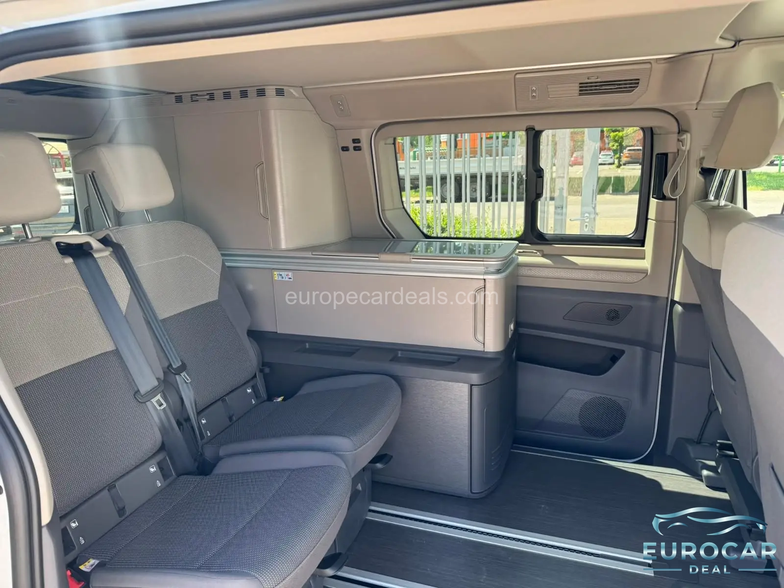 Volkswagen T7 California