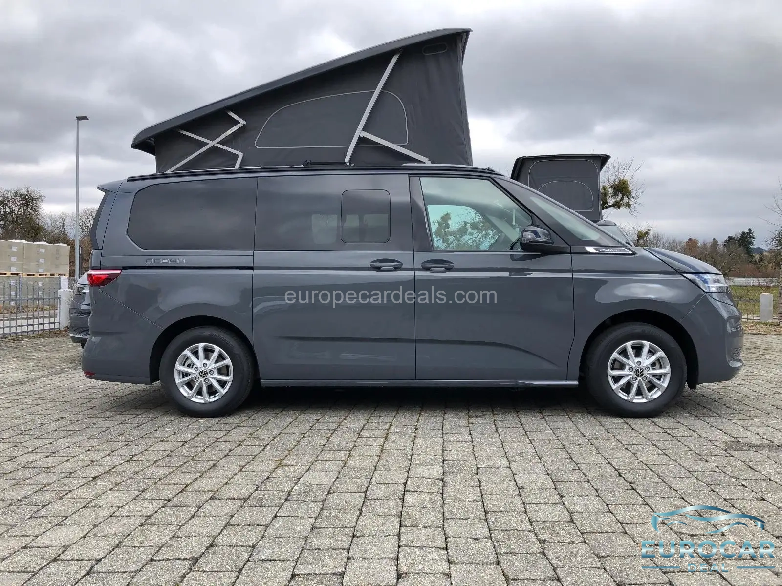 Volkswagen T7 California