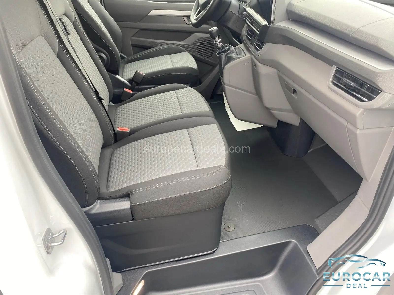 Volkswagen T7 Caravelle