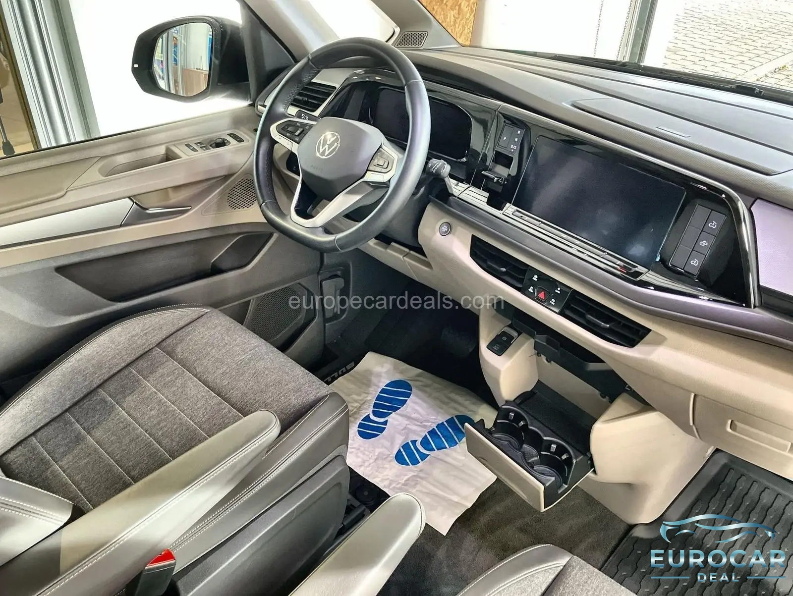 Volkswagen T7 California