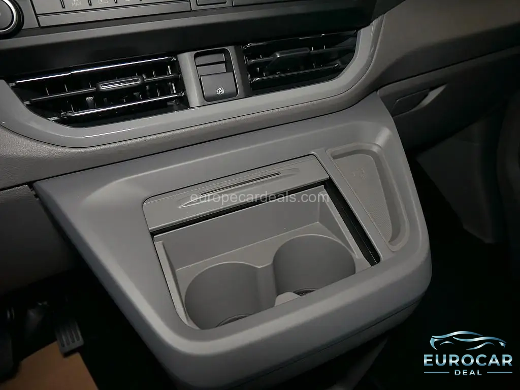 Volkswagen T7 Caravelle