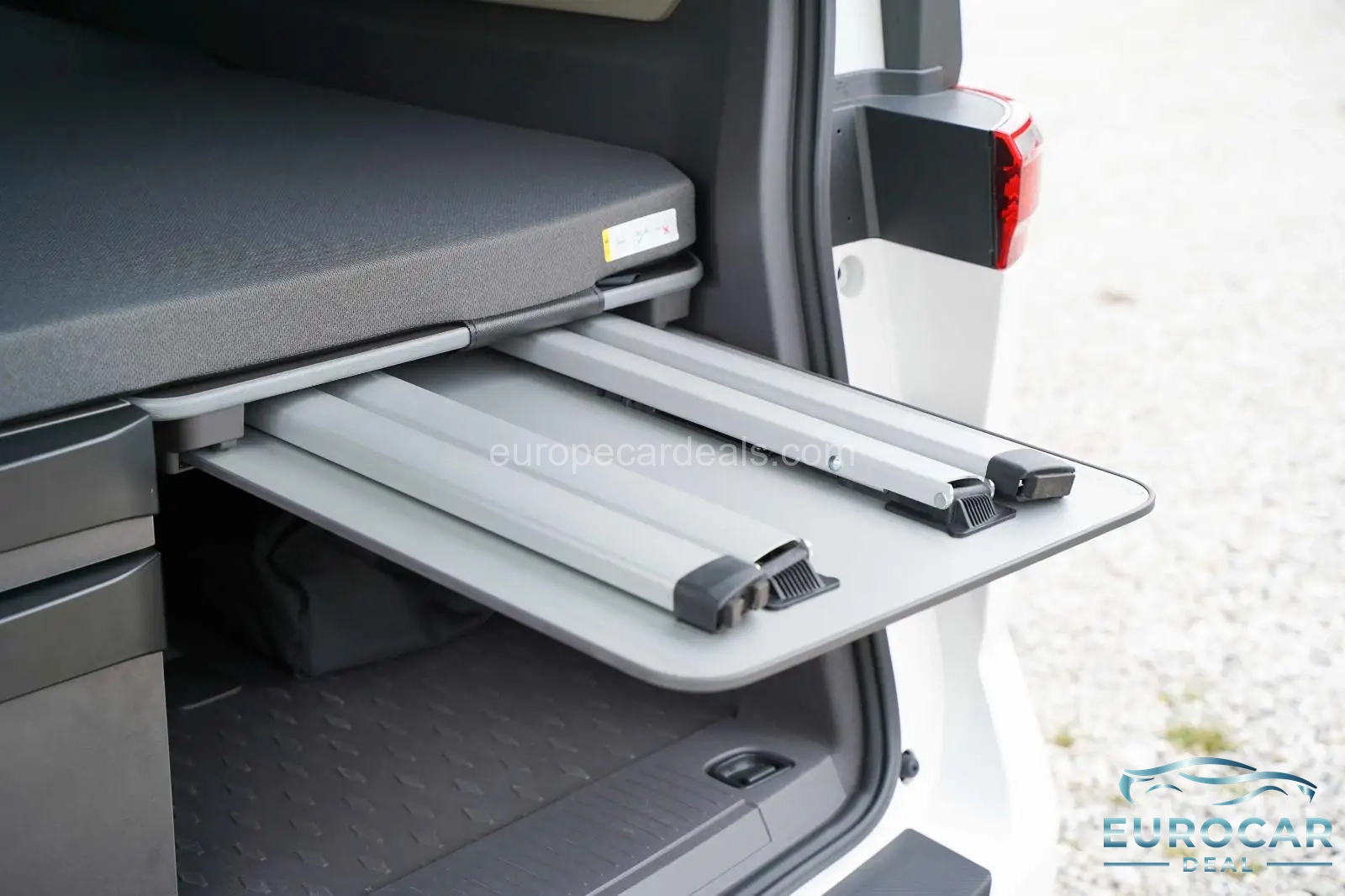 Volkswagen T7 California
