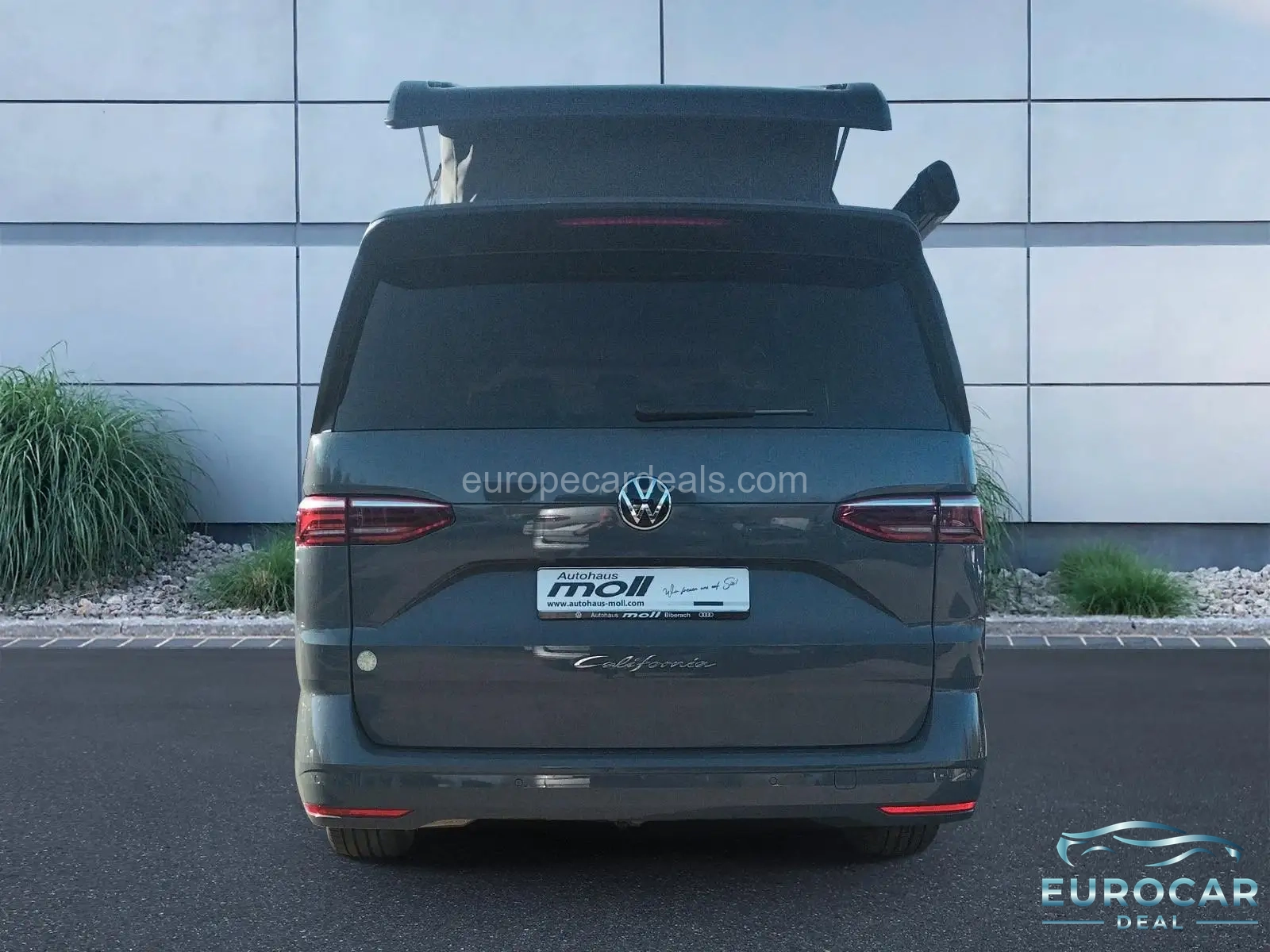 Volkswagen T7 California