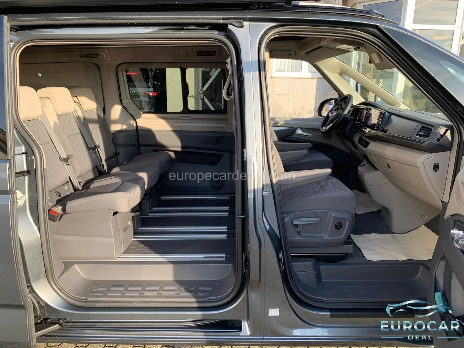 Volkswagen T7 California