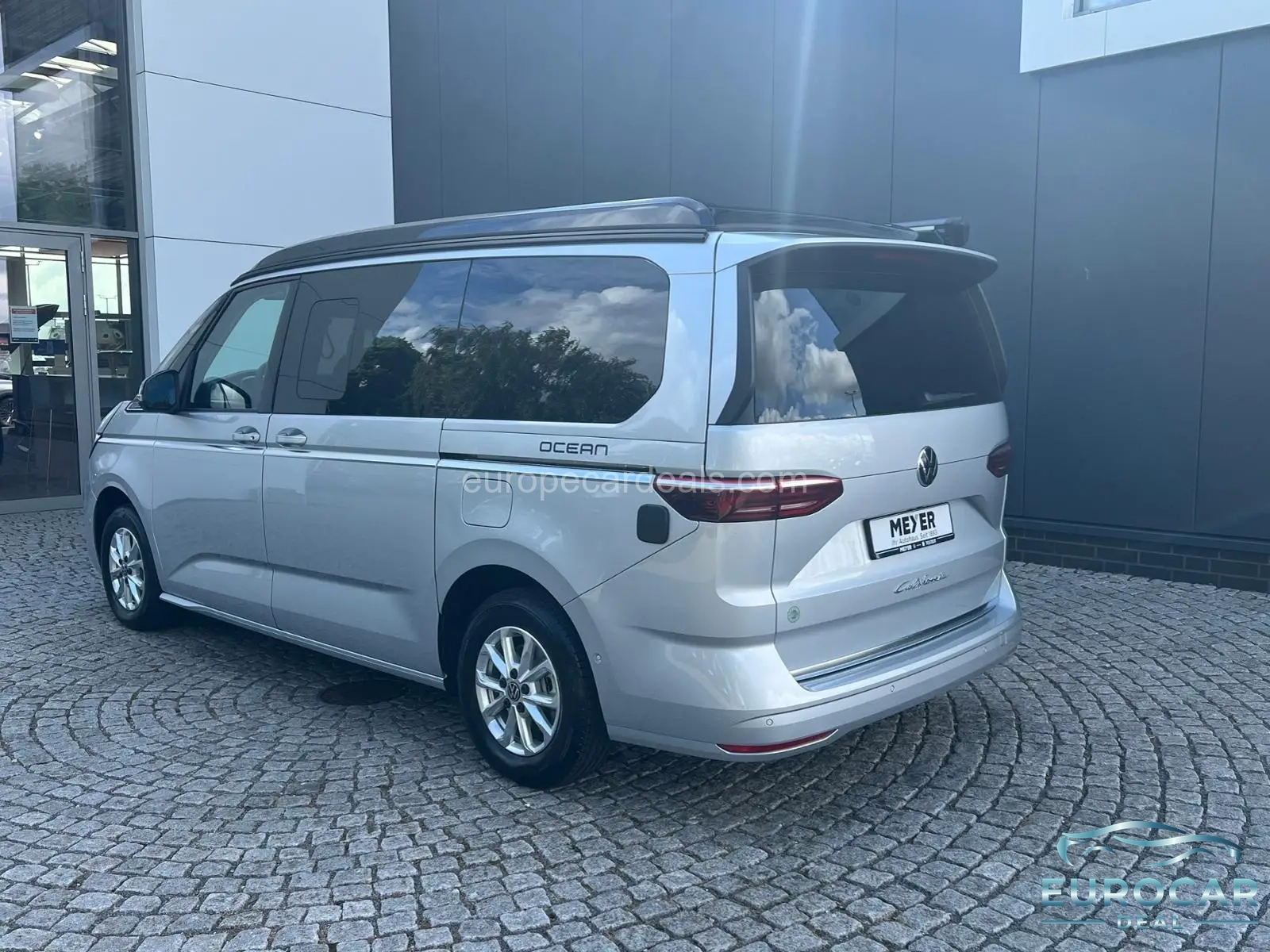 Volkswagen T7 California