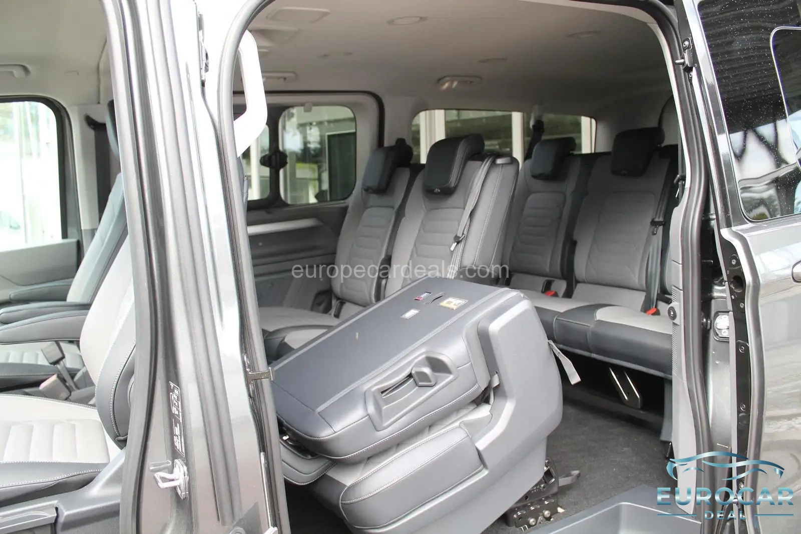 Volkswagen T7 Caravelle