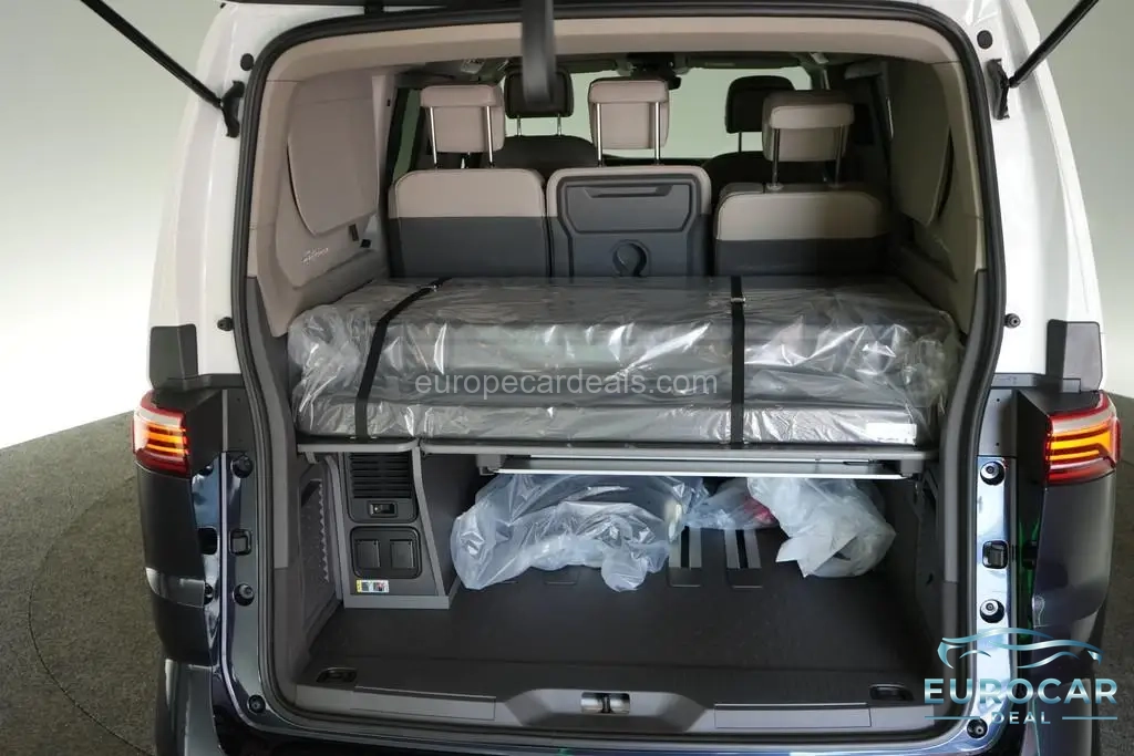 Volkswagen T7 California