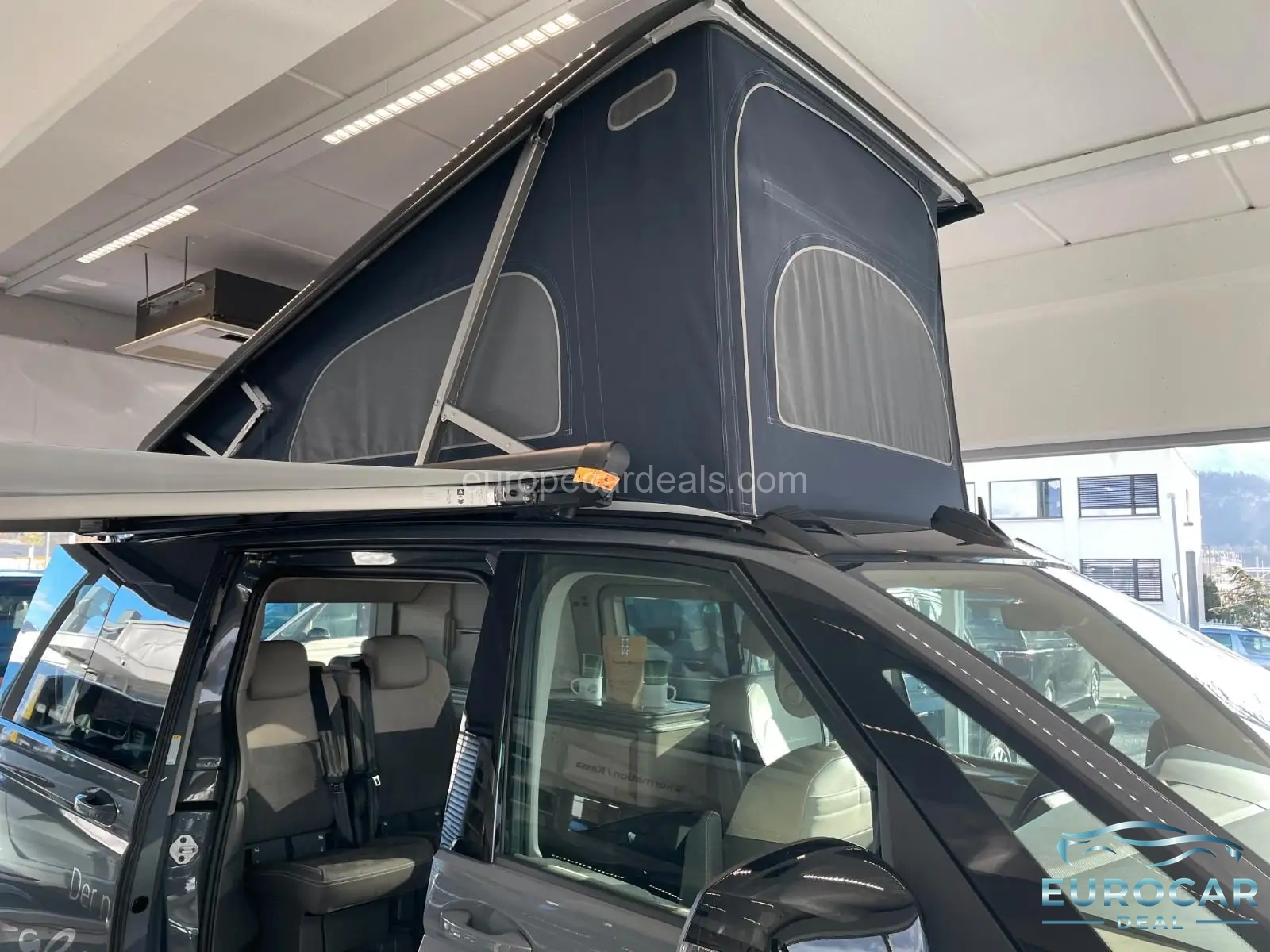 Volkswagen T7 California