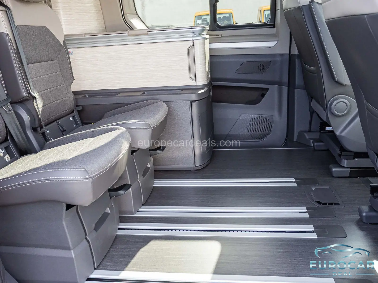 Volkswagen T7 California