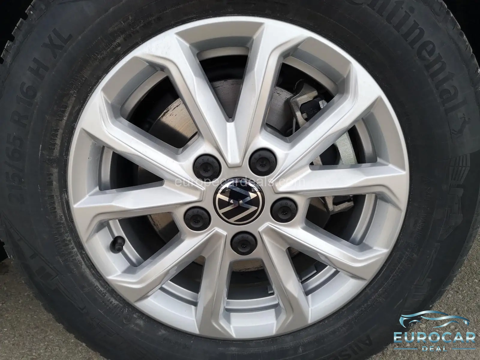 Volkswagen T7 California