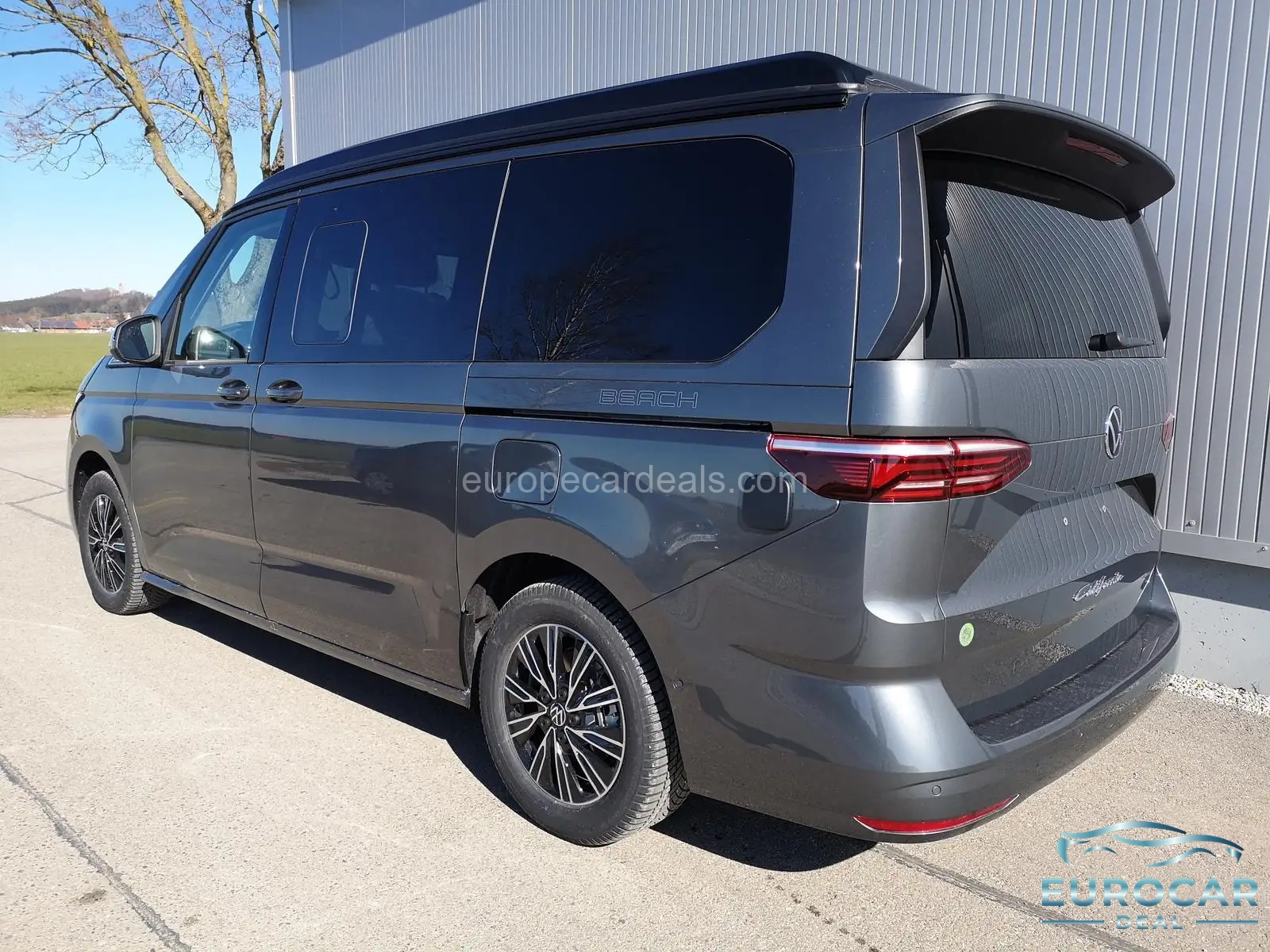Volkswagen T7 California