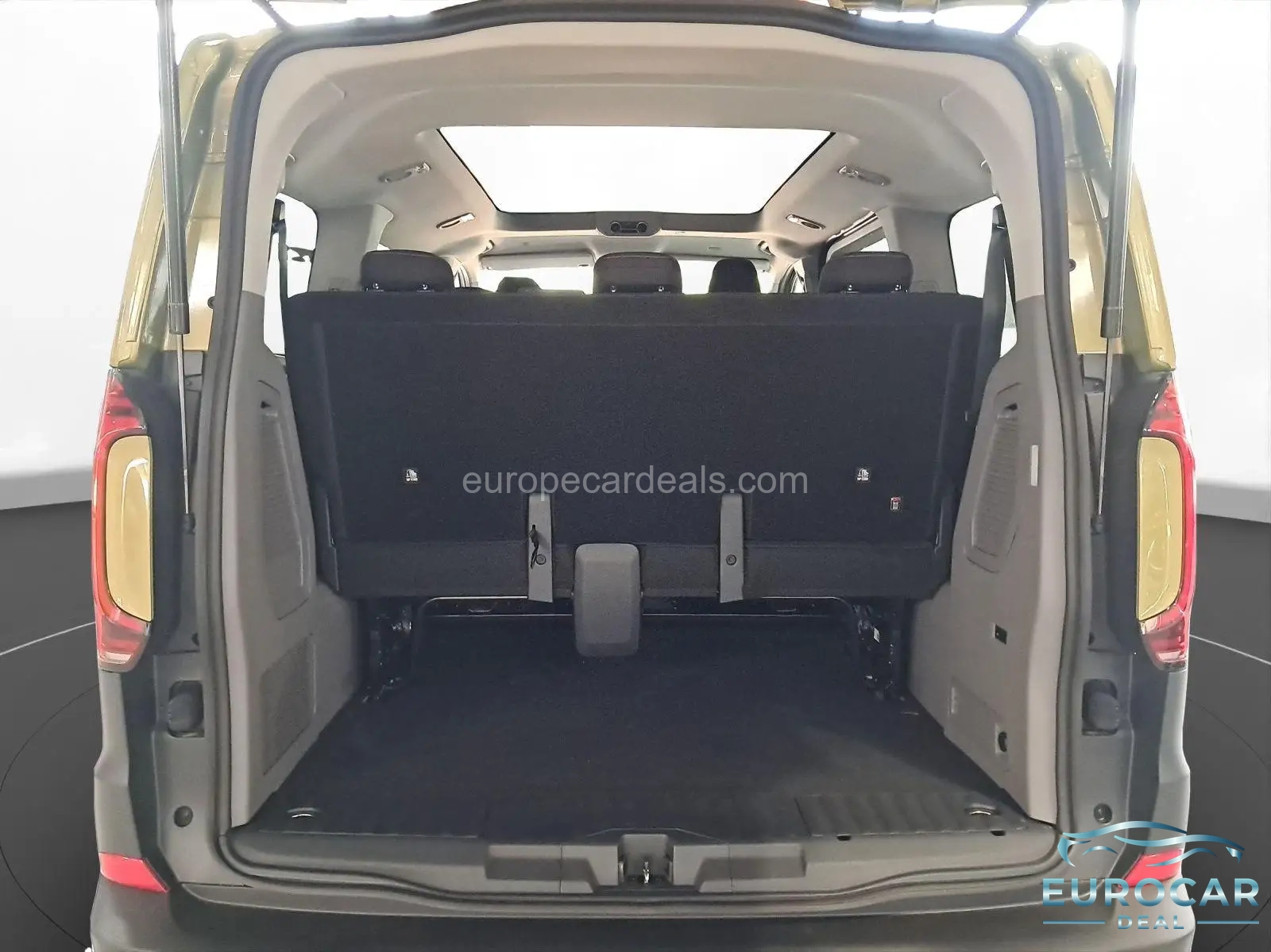 Volkswagen T7 Caravelle