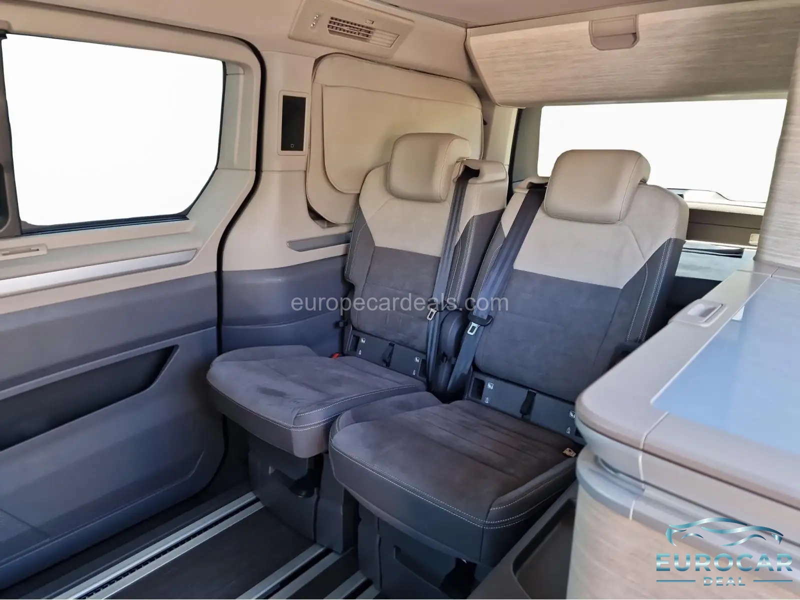 Volkswagen T7 California