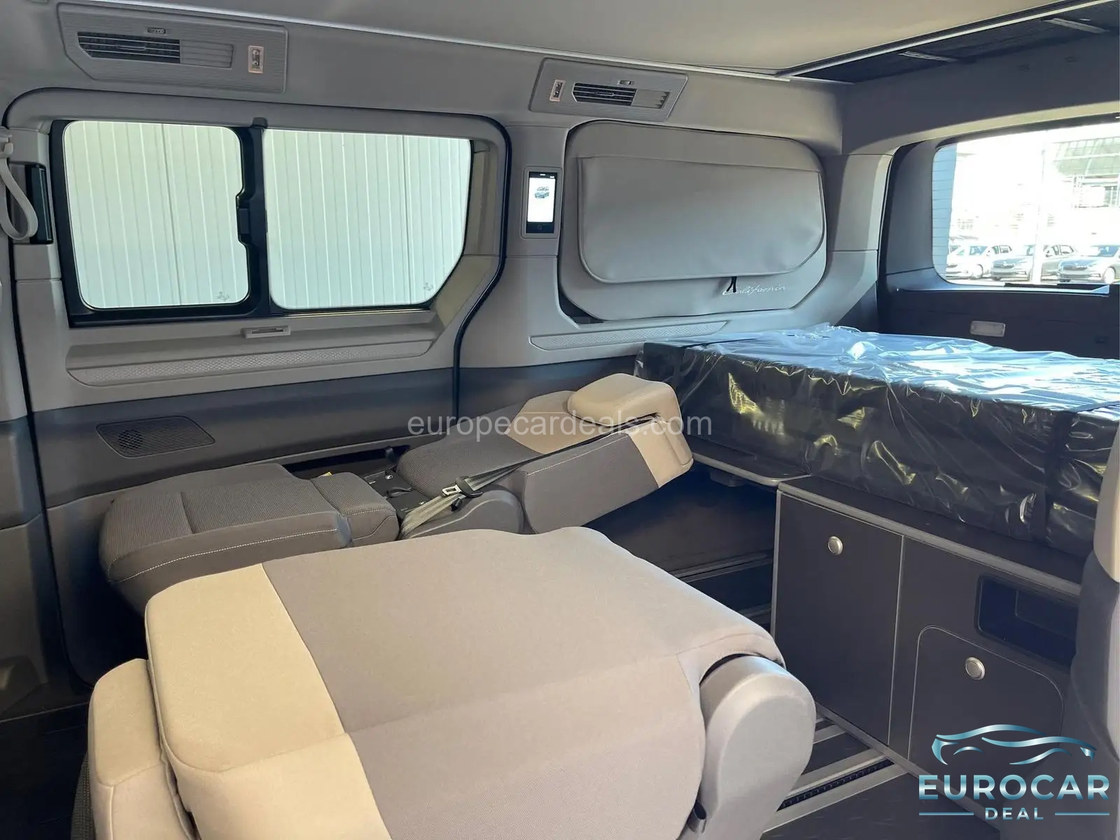 Volkswagen T7 California