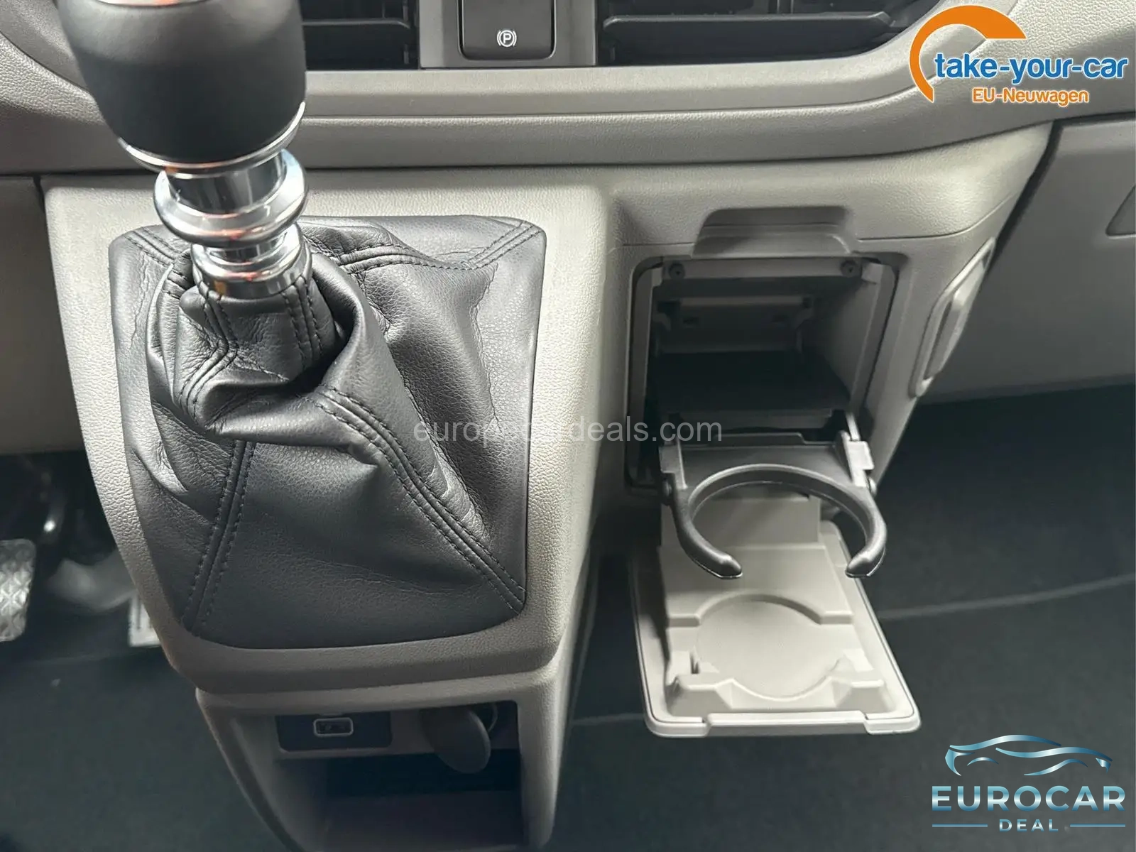 Volkswagen T7 Caravelle