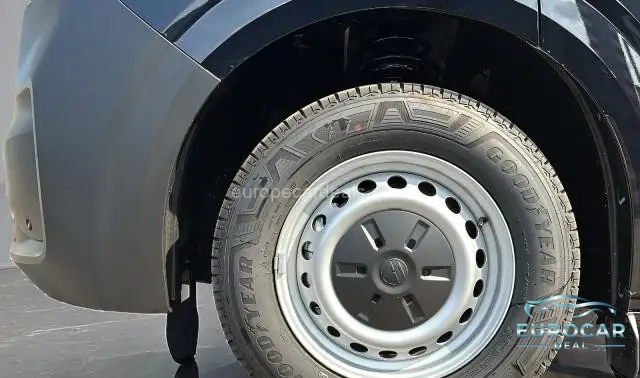 Volkswagen T7 Kombi