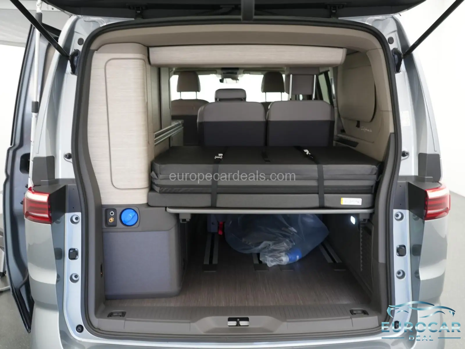 Volkswagen T7 California