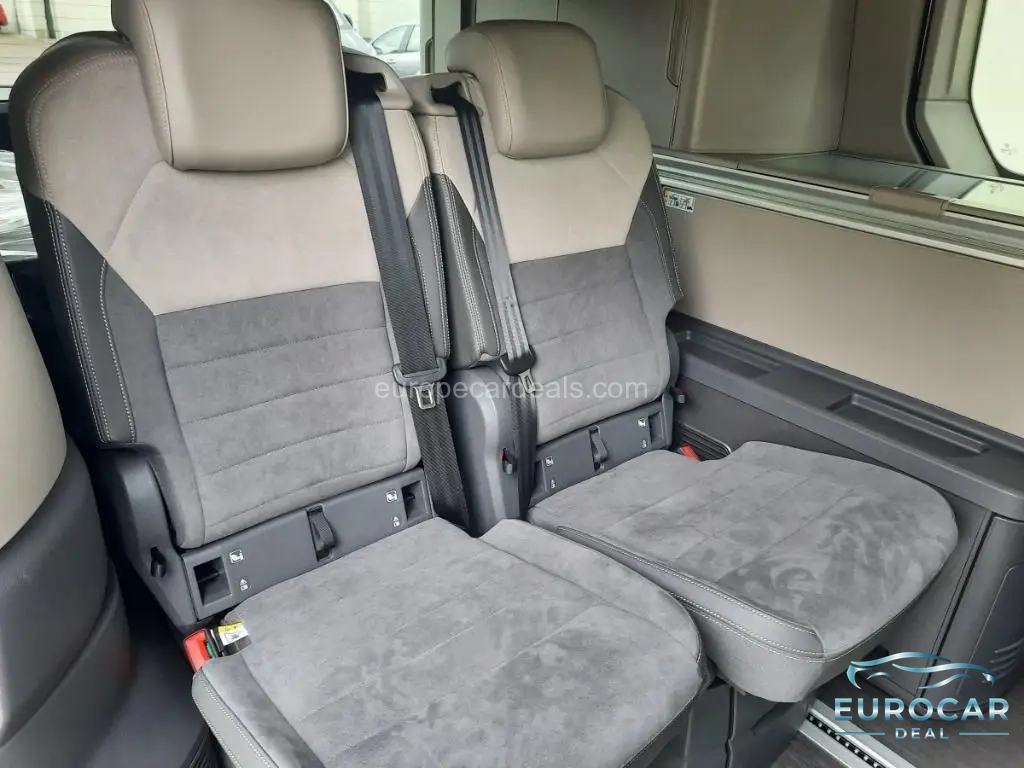 Volkswagen T7 California