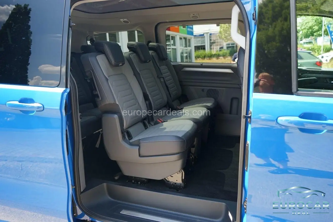 Volkswagen T7 Caravelle