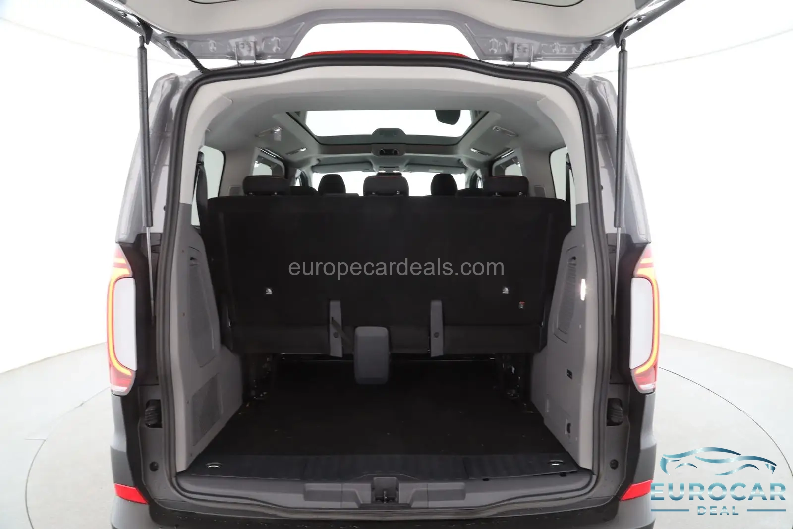 Volkswagen T7 Caravelle