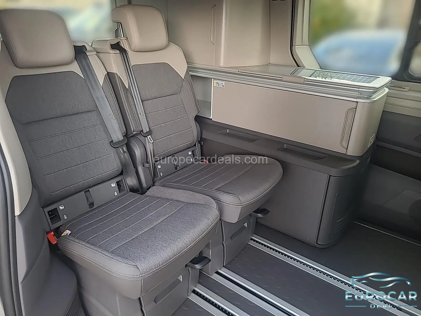 Volkswagen T7 California