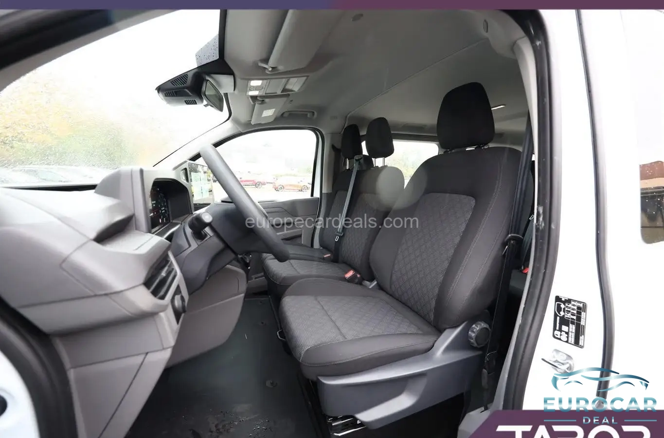 Volkswagen T7 Kombi