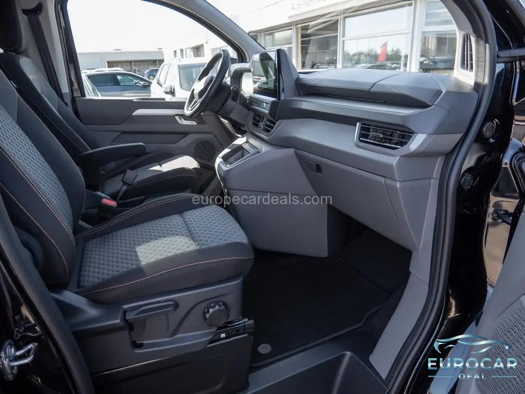 Volkswagen T7 Caravelle