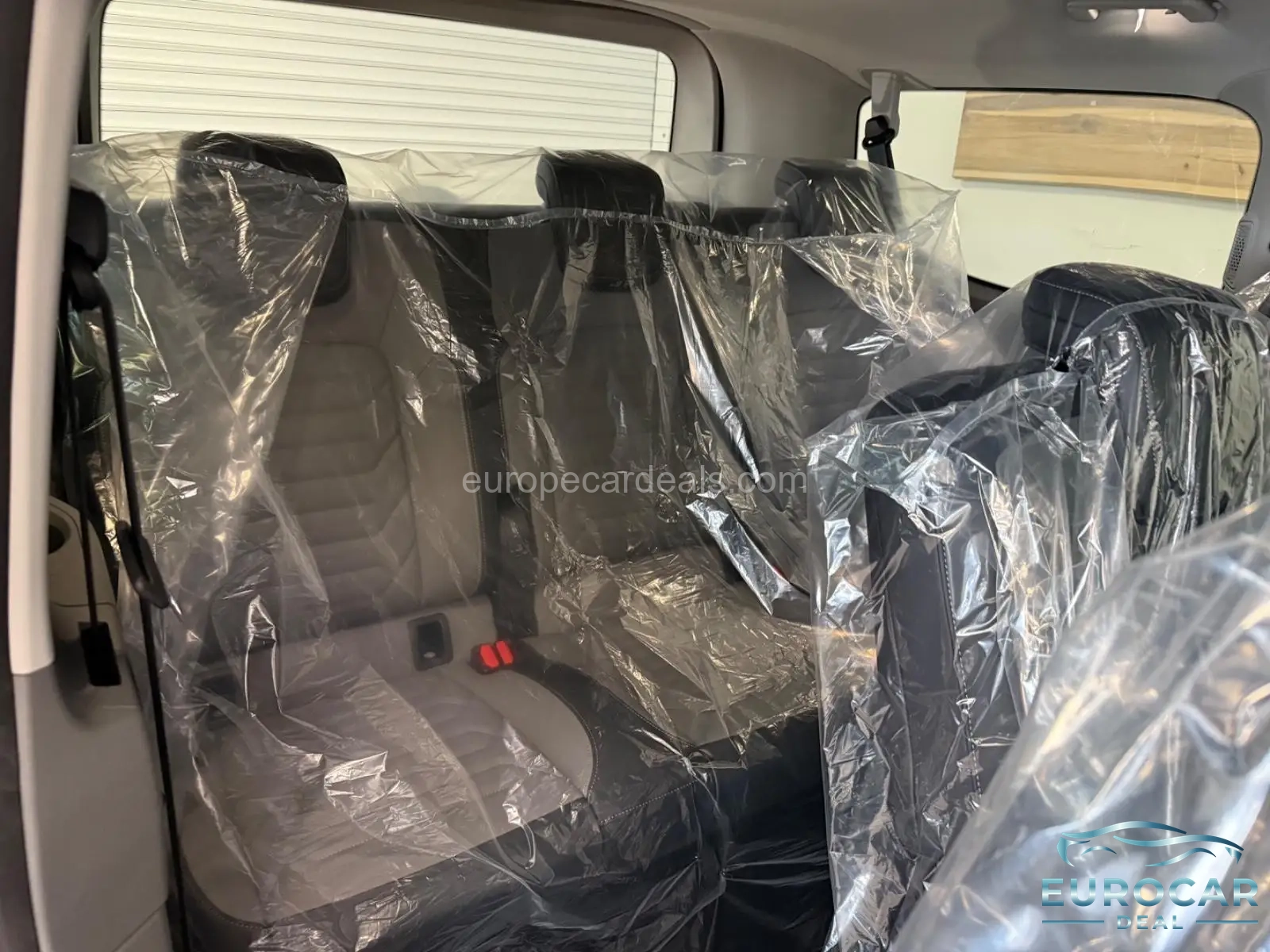 Volkswagen T7 Caravelle