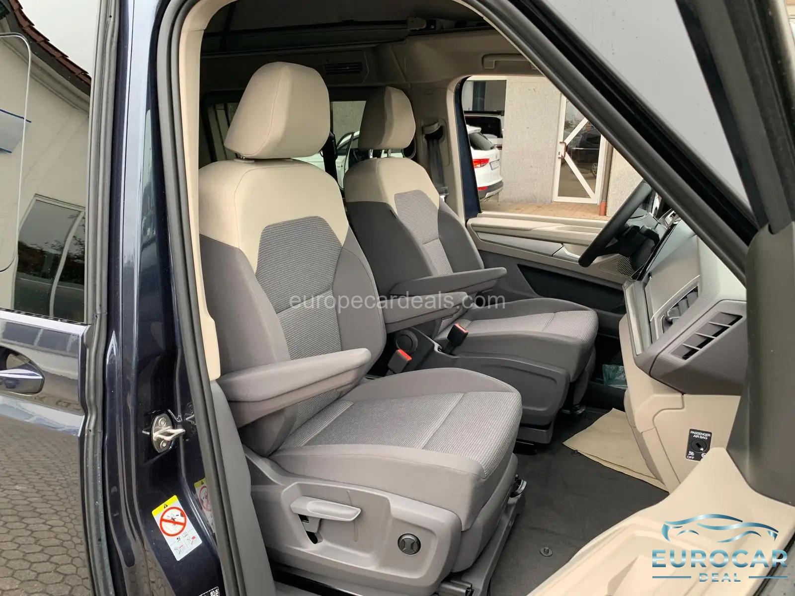 Volkswagen T7 California
