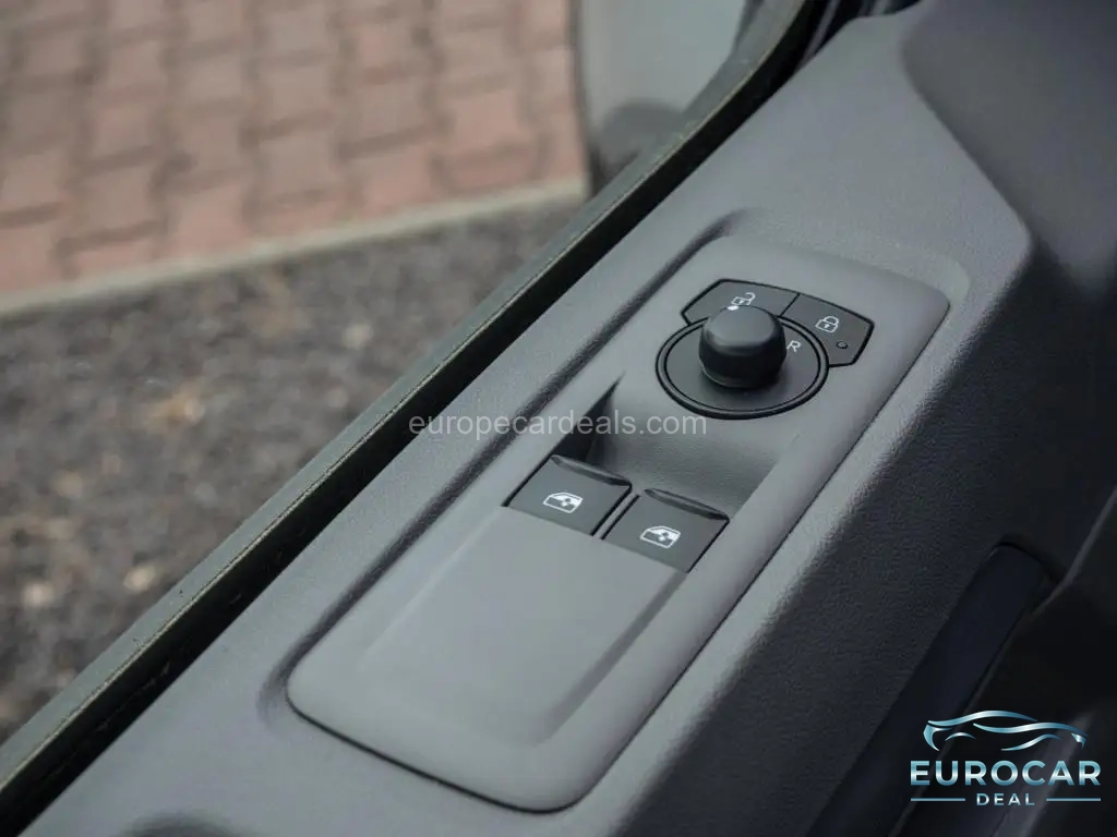 Volkswagen T7 Caravelle